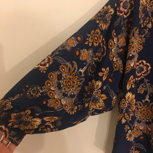 Agnes and Dora blouse - Picture 3 of 4